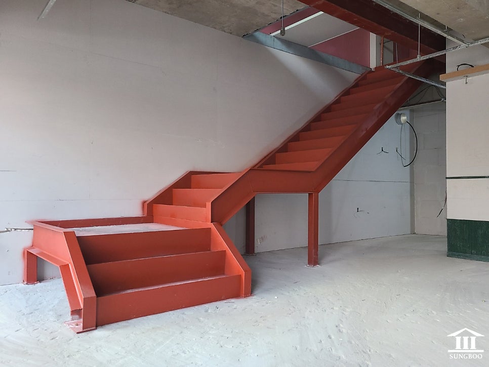 부평구 갈산동 상가 내부계단 시공